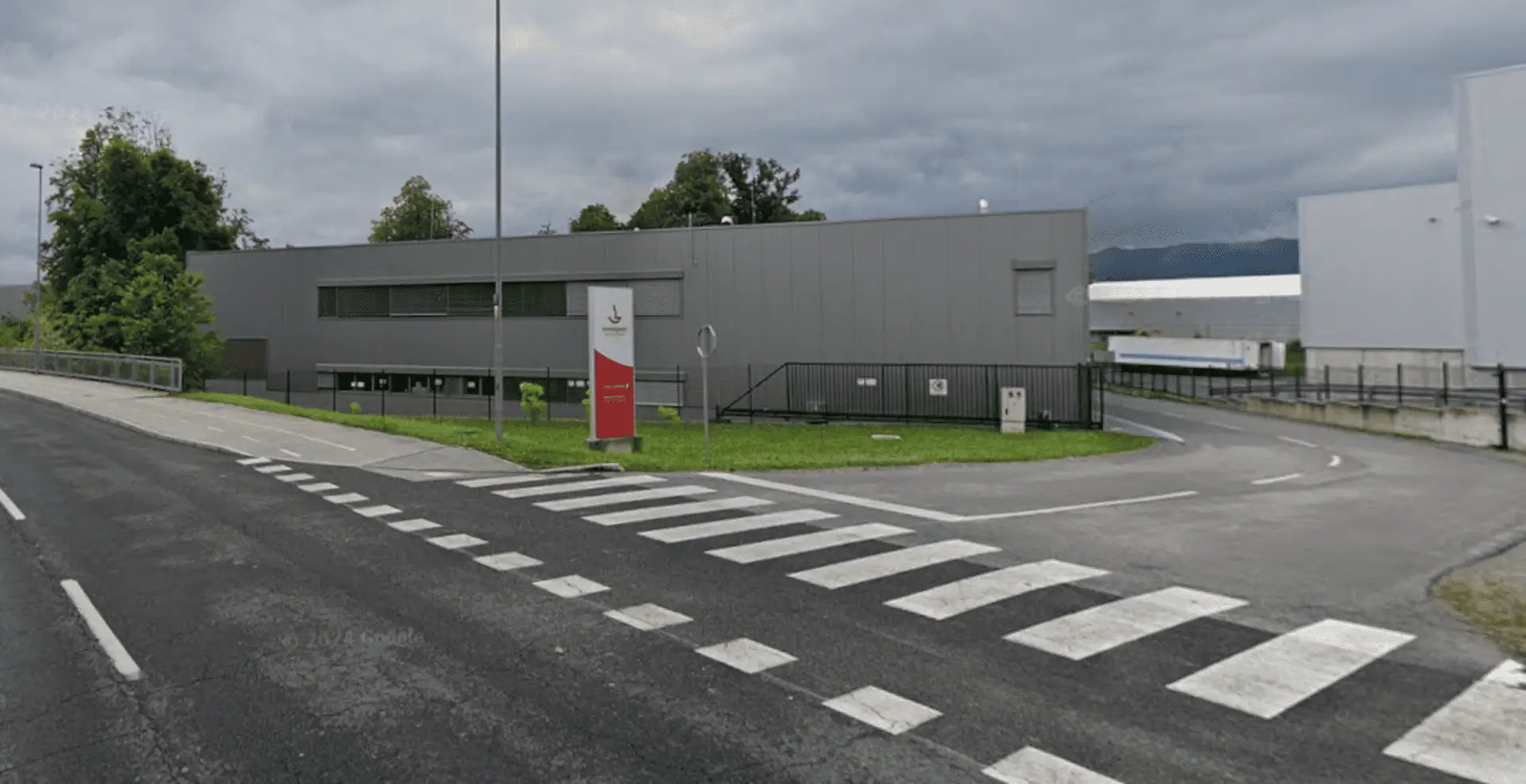 Poslovna stavba podjetja Simplygood – sedež podjetja